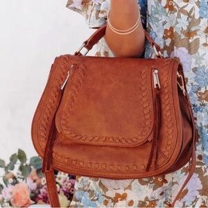 **NWOT** VICI Brown Highland Saddle Crossbody Bag